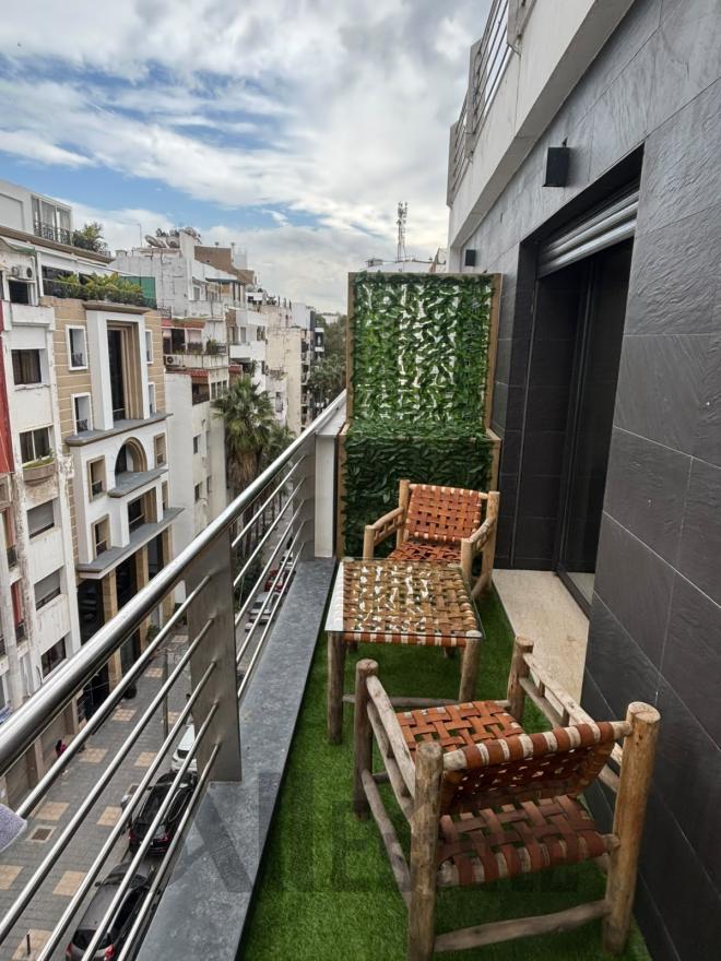 À LOUER – STUDIO MEUBLÉ NEUF – BOULEVARD ANFA